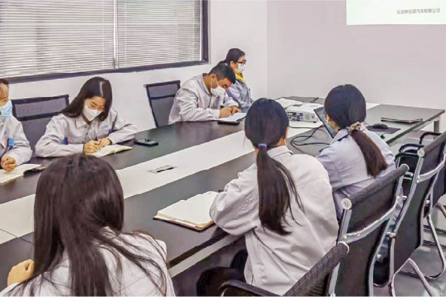 “岗位做孝顺，团员展风范”座谈会